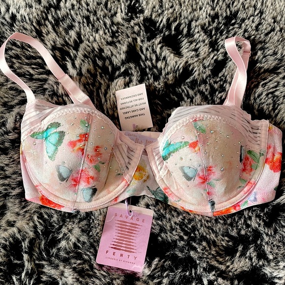 Savage X Fenty Other - New with Tags!! Savage X Fenty bra